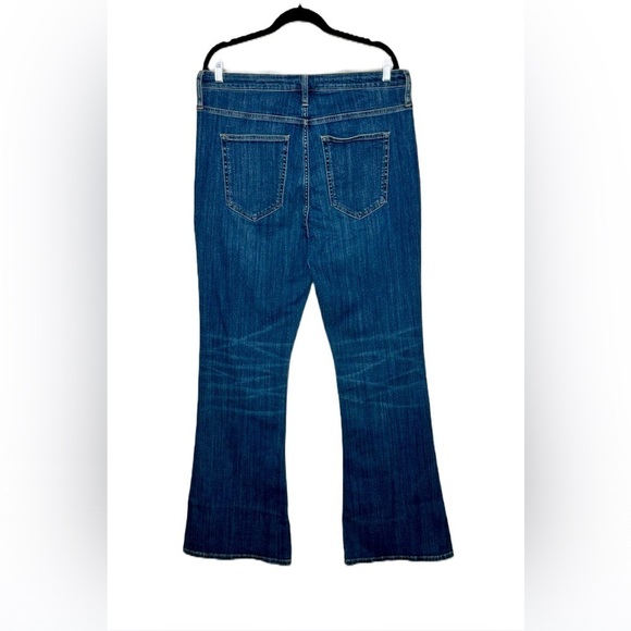 NEW J. Crew High Rise Skinny Flare Jean in Dark Wash, Size 32 - Picture 6 of 16